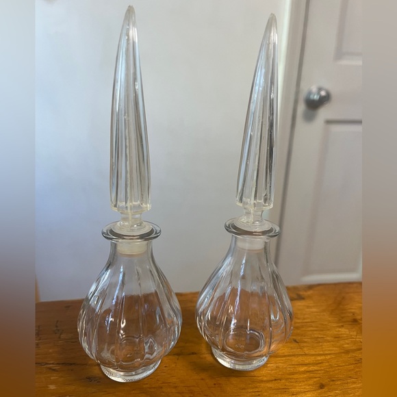2 tall vintage Glass Vessels / perfume bottles with Talon Tops - Picture 2 of 5